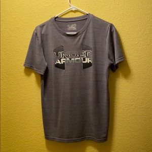 Under Armour YXL t-shirt